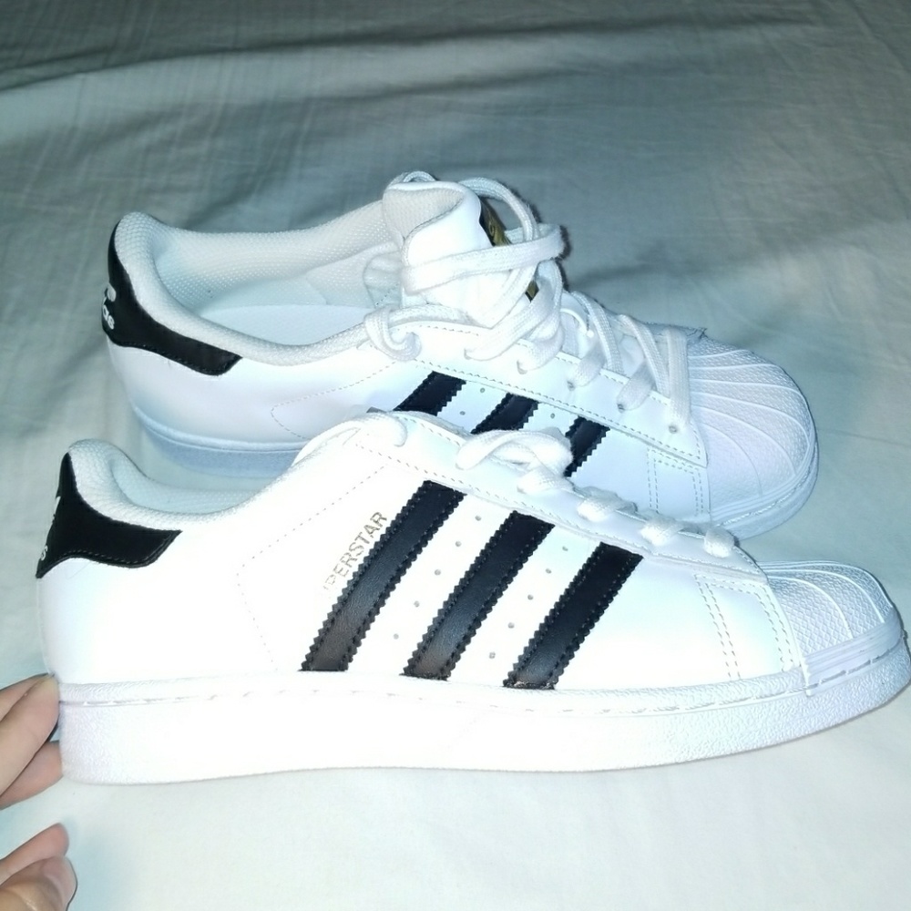 WOMENS ADIDAS SUPERSTAR C77153